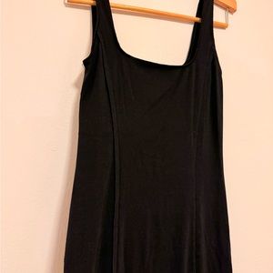 Aritzia M body con dress